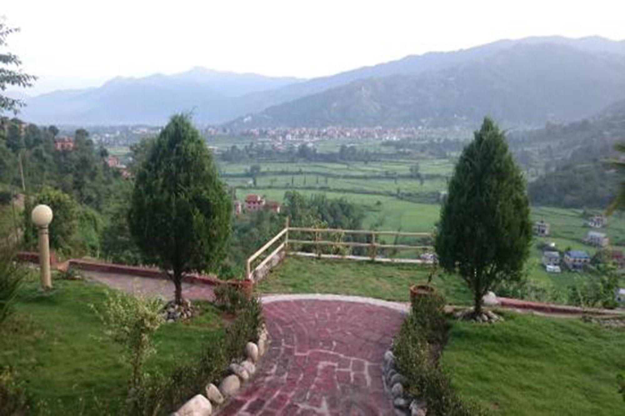 Отель Nepal Yoga Retreat Bageshwori Экстерьер фото