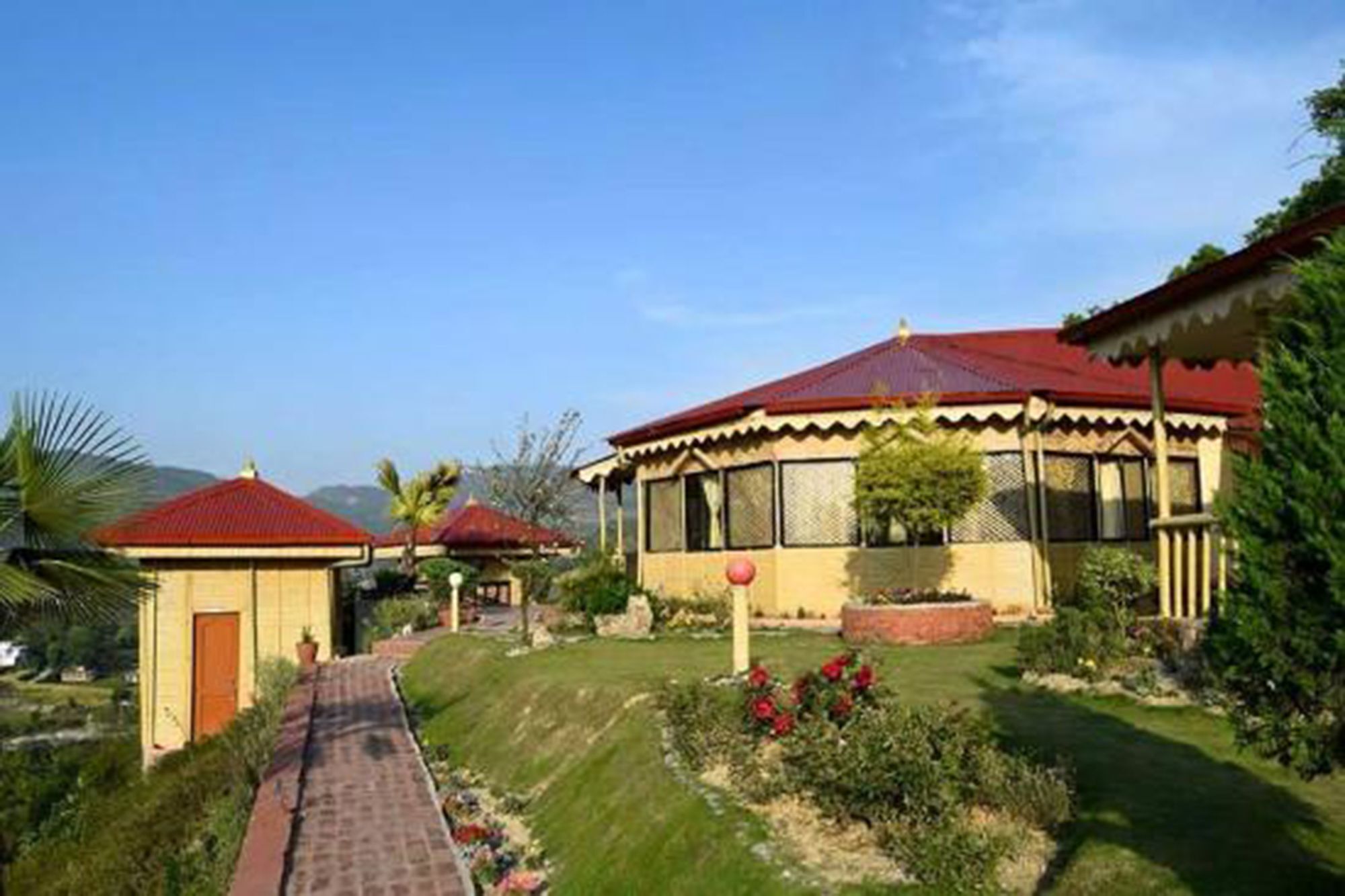 Отель Nepal Yoga Retreat Bageshwori Экстерьер фото